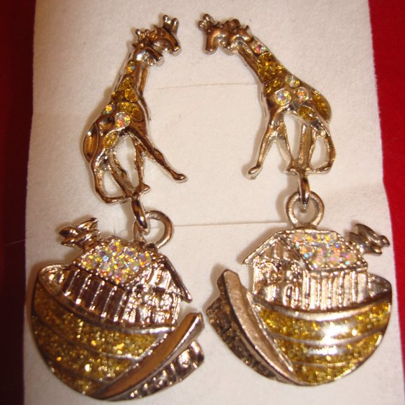 Vintage Noah's Ark Dangle Earrings rhinestones silver and gold sparkling pierced - Picture 4 of 6